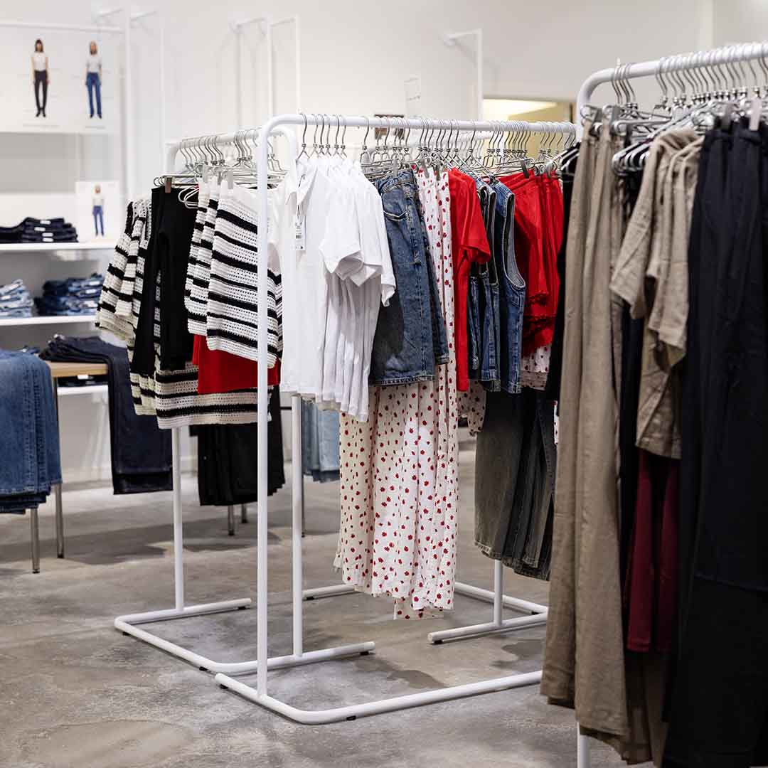 Wide selection of clothing at Envii in Frederiksberg.